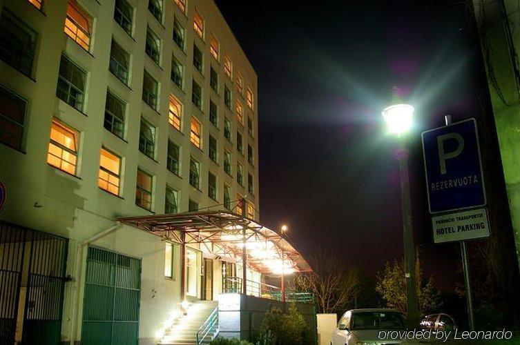 Centre Hotel Kaunas Exteriör bild