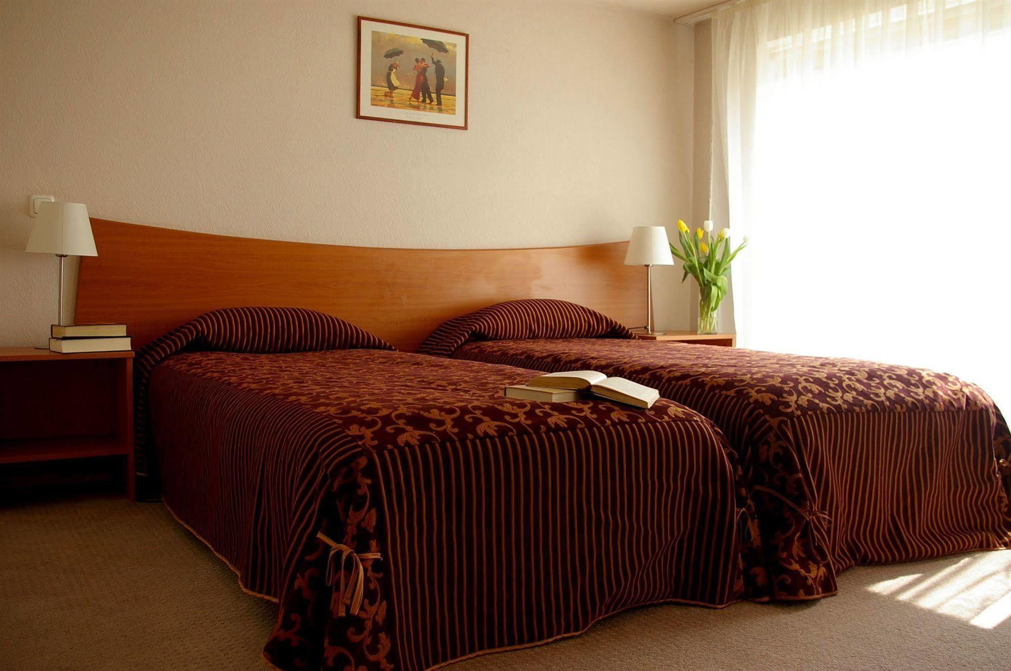 Centre Hotel Kaunas Rum bild